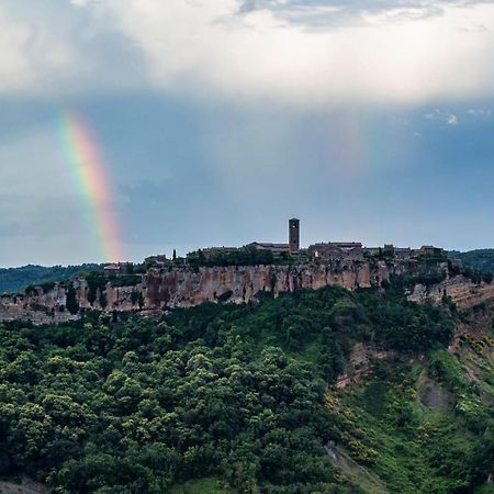 La Finestra Su Civita Lubriano Eksteriør billede